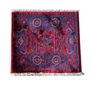 Size 30 x 30 cm Machine Made
