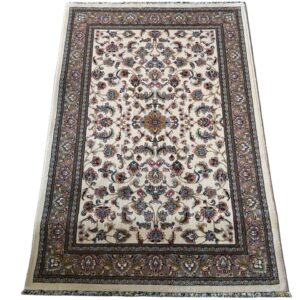Size 150 x 100 cm Machine Made